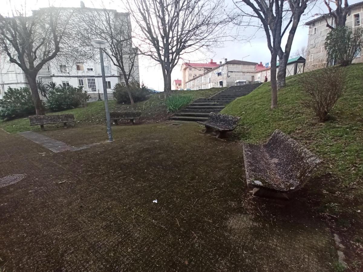 O Descanso Da Abella Lägenhet Ourense Exteriör bild