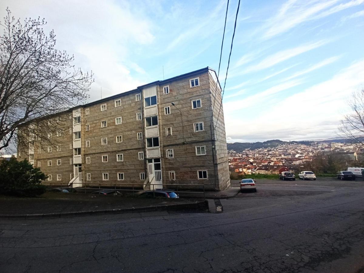 O Descanso Da Abella Lägenhet Ourense Exteriör bild