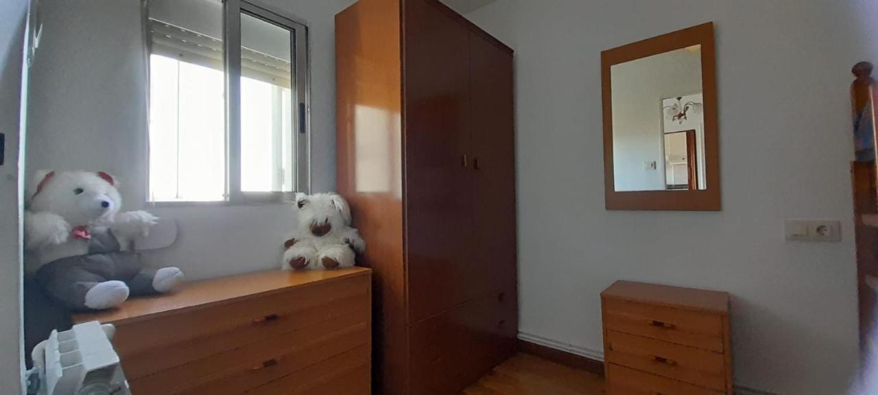 O Descanso Da Abella Lägenhet Ourense Exteriör bild